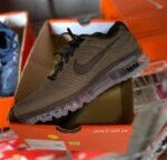 Nike shoes 👟 pallets - Image 7