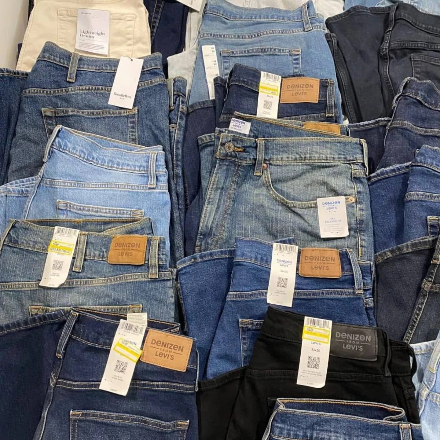 IMG_20260710_041852_109.jpg Kids Jeans Pallets - Image 1